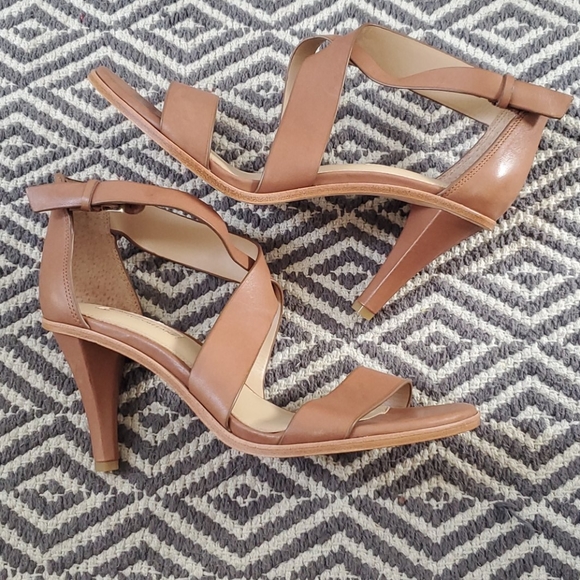 ANTONIO MELANI Shoes - Antonio Melani Genuine Leather Sandals